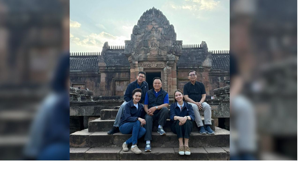 “อนุทิน”-โพสต์ภาพทีมเศรษฐกิจหน้าพนมรุ้ง-พร้อม-4-รัฐมนตรีคู่ใจ-ส่งสัญญาณ-“ยิ้มสู้”-วิกฤต