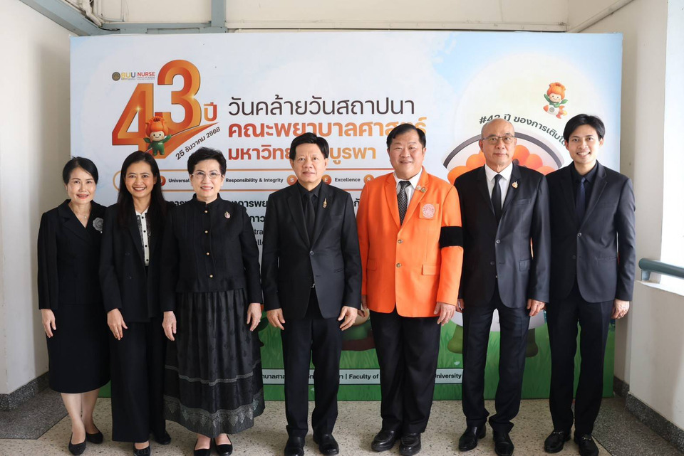 มอบทุนการศึกษาหลักสูตรประกาศนียบัตรผู้ช่วยพยาบาล 