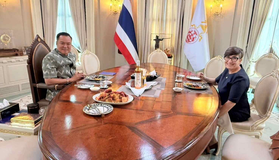 “อนุทิน”-คุยทูตออสเตรเลีย-เปิดประเด็นการค้า-การลงทุน-ปัดตอบซื้อขายน้ำมัน