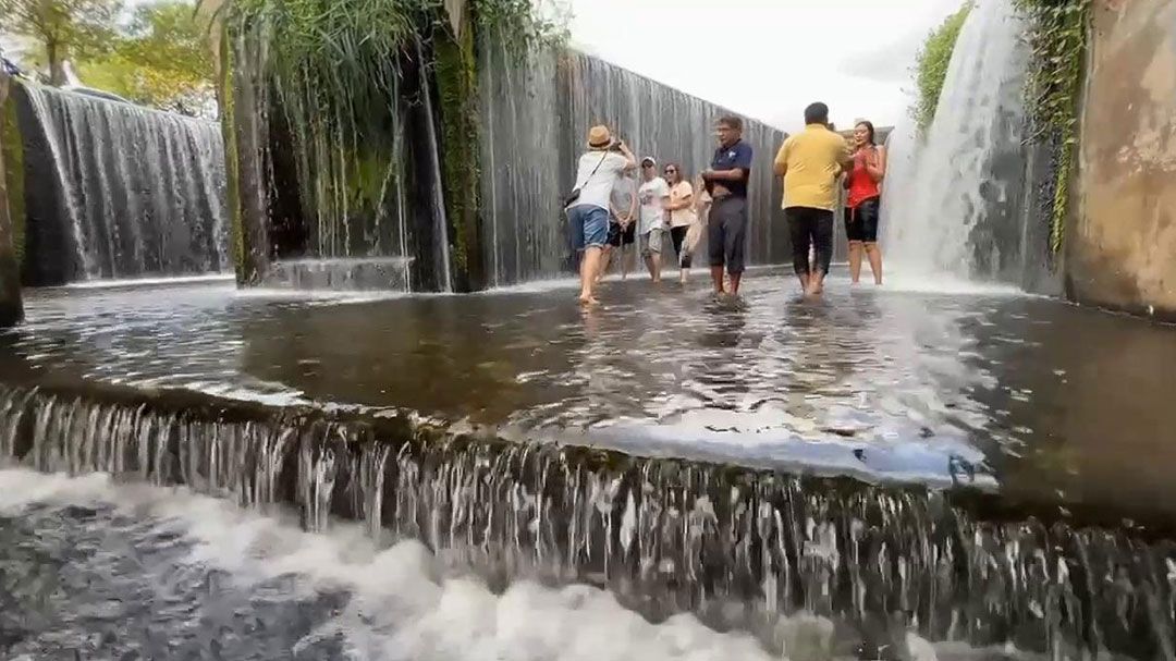 ร้อนนี้หลบแดดเที่ยวฝายน้ำ‘ปางสวรรค์’คึกคักรับวันหยุดยาว