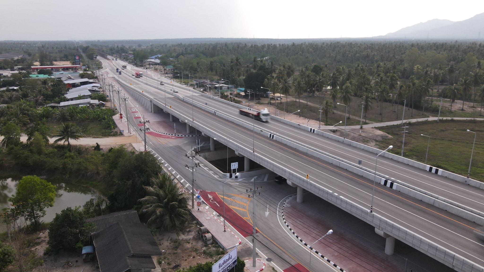วิ่งฉิวสู่ภาคใต้”ถนนเพชรเกษม”ปลอดภัยขึ้น-กรมทางหลวงทุ่ม-608ล้าน-สร้างสะพานกลับรถต่างระดับเสร็จ-|-เดลินิวส์