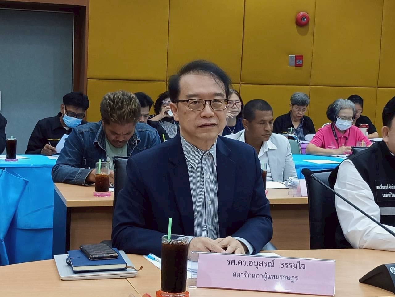 สสส้มไม่เห็นด้วยกู้เงินกระตุ้นศก.-แนะใช้วิธีทำงบประมาณรวมยอดแทน