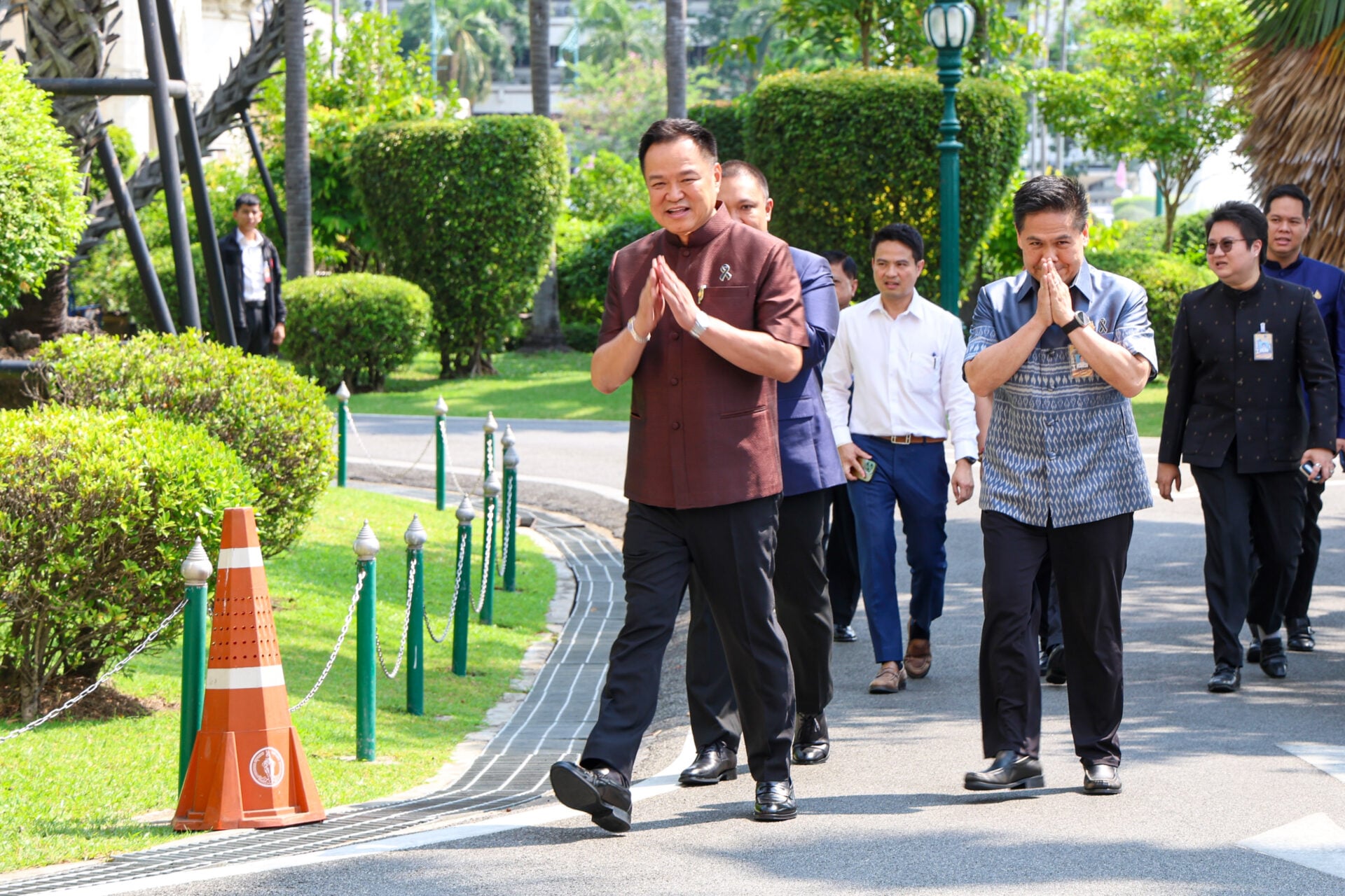 นายกฯ-เผยใกล้ไฟนอล-‘ครม.เศรษฐกิจ’-แล้ว 