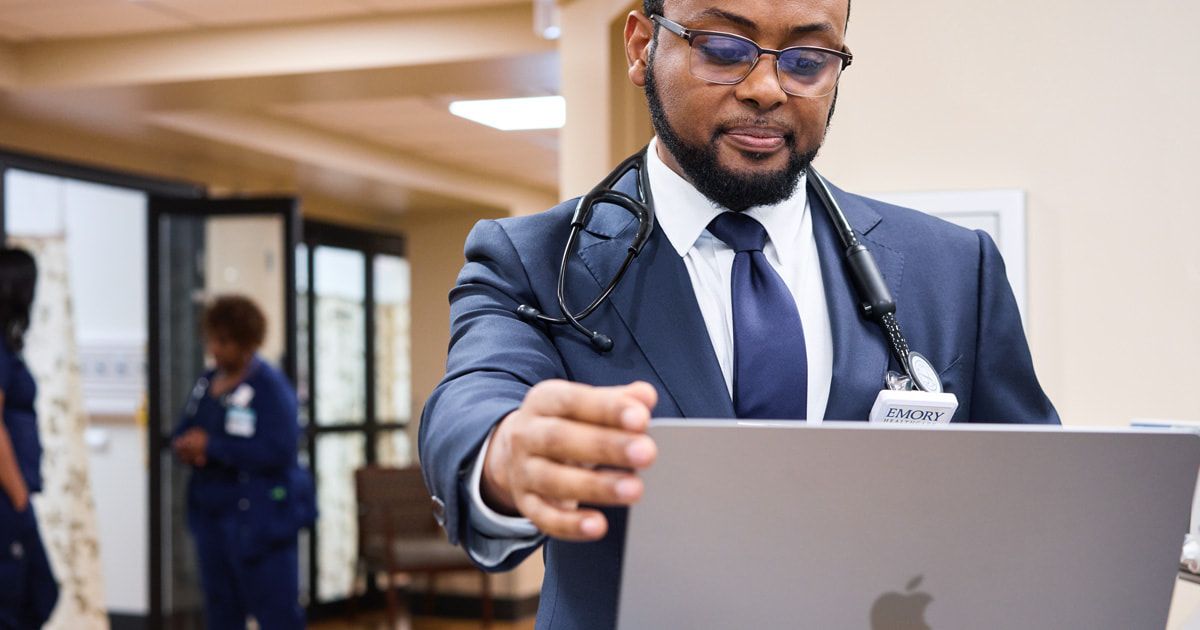 ผลิตภัณฑ์-apple-พลิกโฉมการดูแลที่-emory-healthcare