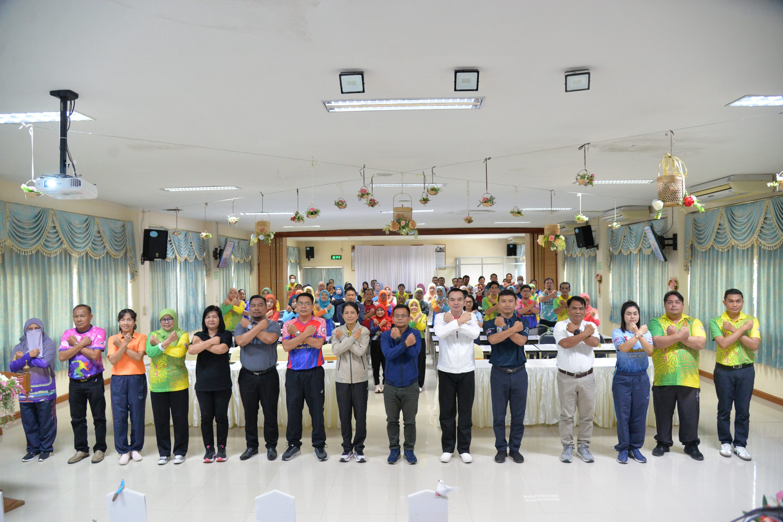 การประชุมเชิงปฏิบัติการดำเนินการขับเคลื่อนโครงการเสริมสร้างคุณธรรม-จริยธรรม-และธรรมาภิบาล-ของสำนักงานเขตพื้นที่การศึกษาประถมศึกษานราธิวาส-เขต-3