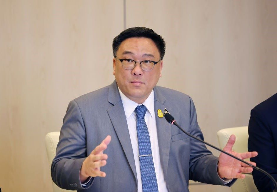 เลื่อน!-ประชุมบอร์ดใหญ่กระตุ้นเศรษฐกิจ-11-มิยหลังหน่วยงานแย่งของบทะลุ-4-แสนลบ.-:-อินโฟเควสท์