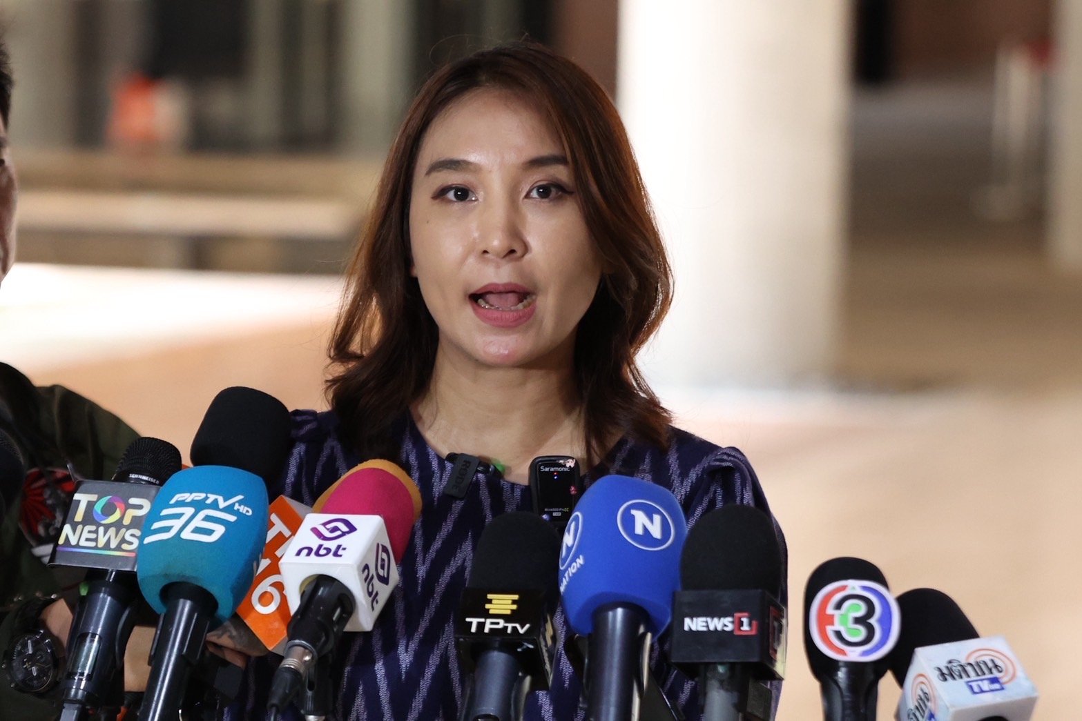 ‘ศิริกัญญา’ห่วงเศรษฐกิจปี-69-จีดีพีดิ่งเหลือ-1.6%-เสี่ยงรายได้รัฐหด-6-หมื่นล้าน-|-เดลินิวส์