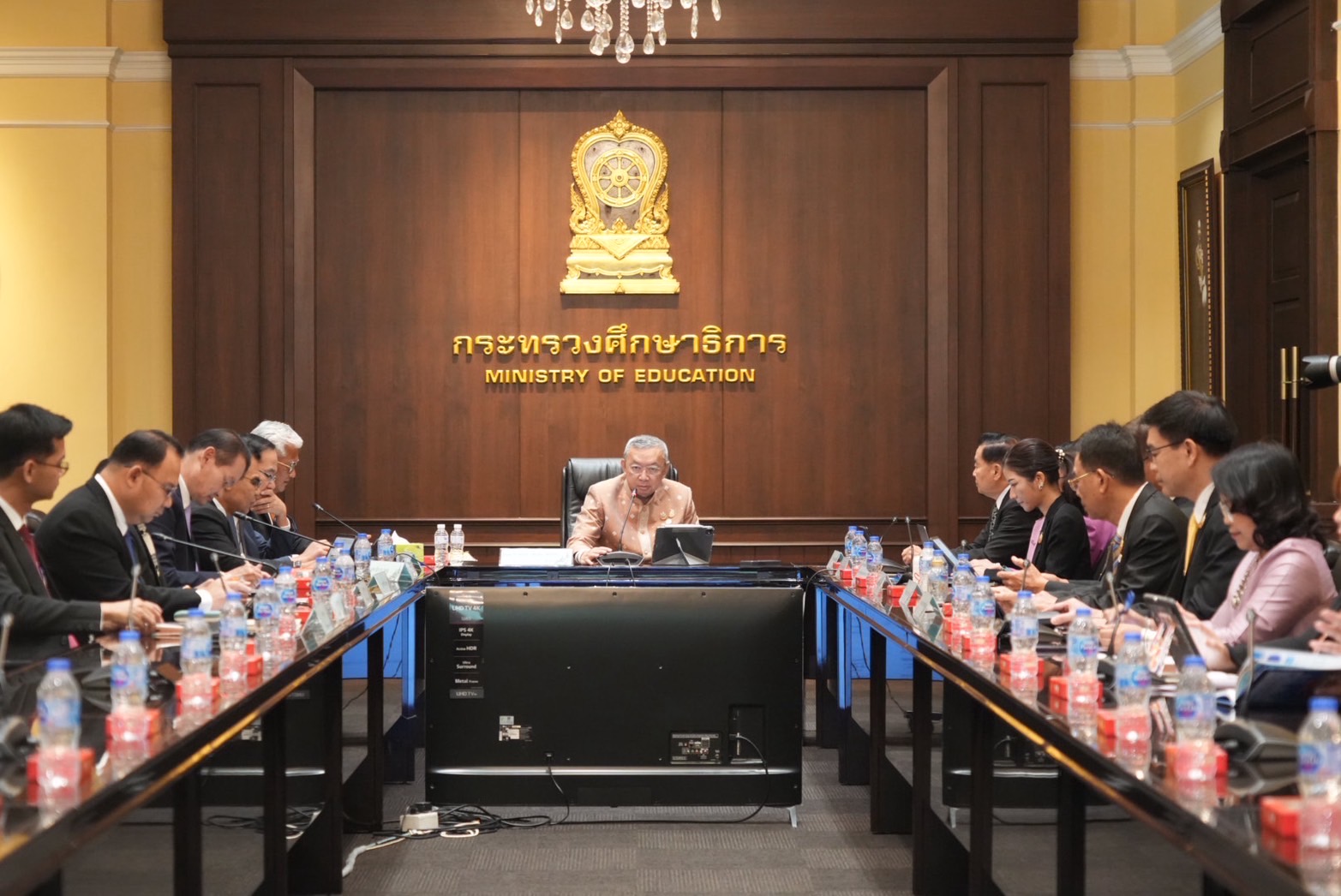 สพฐ.-ร่วมประชุมคณะกรรมการขับเคลื่อนนโยบายการศึกษา-กระทรวงศึกษาธิการ-ครั้งที่-5/2568-เดินหน้าพัฒนาระบบการศึกษาที่ยืดหยุ่นและทั่วถึง