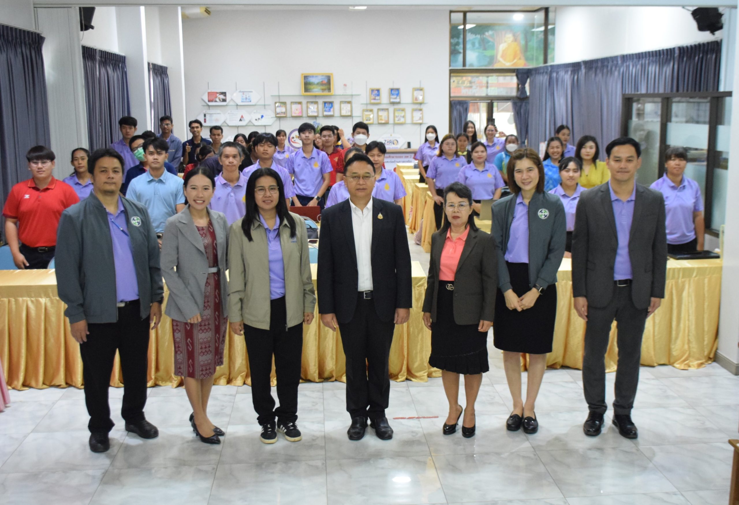 สพประยอง-เขต-๒-จัดประชุมเชิงปฏิบัติการสร้างการรับรู้และแนวทางการขับเคลื่อนระบบคลังสื่อเทคโนโลยีดิจิทัล-ระดับการศึกษาขั้นพื้นฐาน-(obec-content-center)-สู่ครูแกนนำในสถานศึกษา-ประจำปีงบประมาณ-พศ.๒๕๖๘