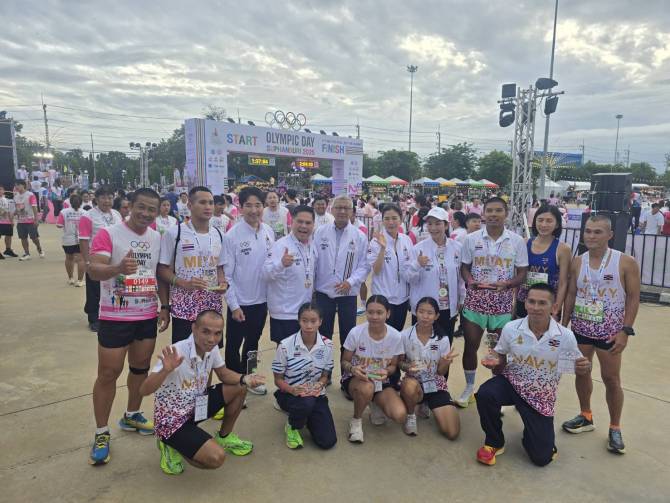 นักวิ่งนับหมื่นคนร่วมกิจกรรมโอลิมปิก-เดย์-สุพรรณบุรี-2025