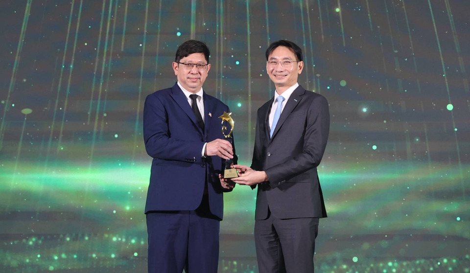 ออมสิน-ครองแชมป์-5-ปีซ้อน-รางวัล-best-soes-bond-contributor