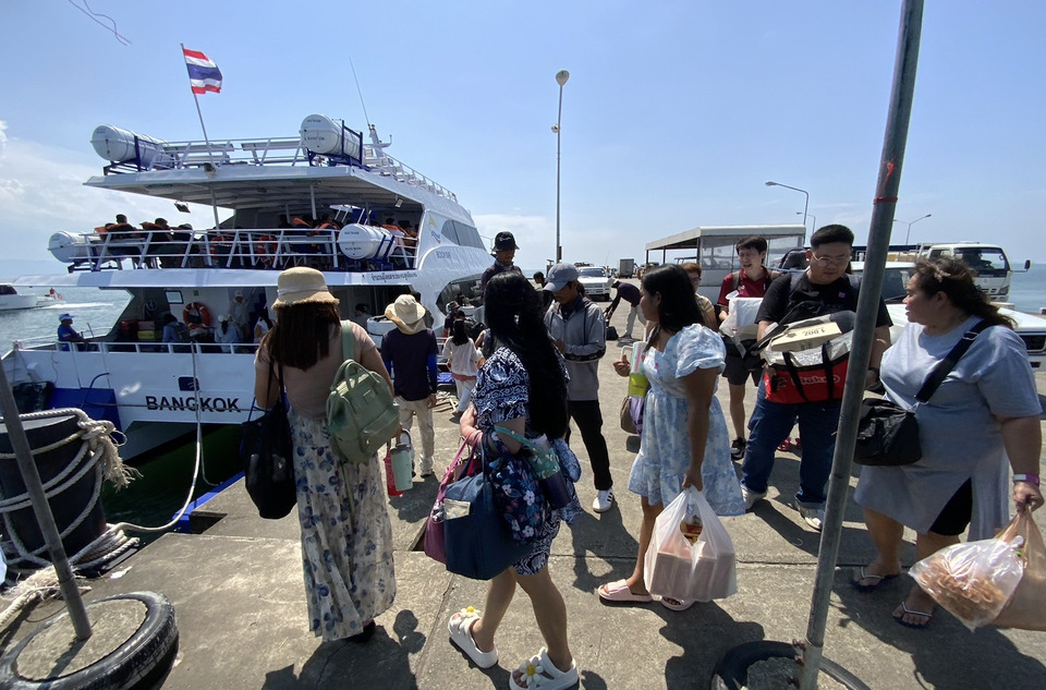 ท่องเที่ยวเกาะกูดพุ่ง!-นักท่องเที่ยวเฉลี่ยวันละ-1,500-คน-ผู้ประกอบการเพิ่มเที่ยวเรือรองรับ