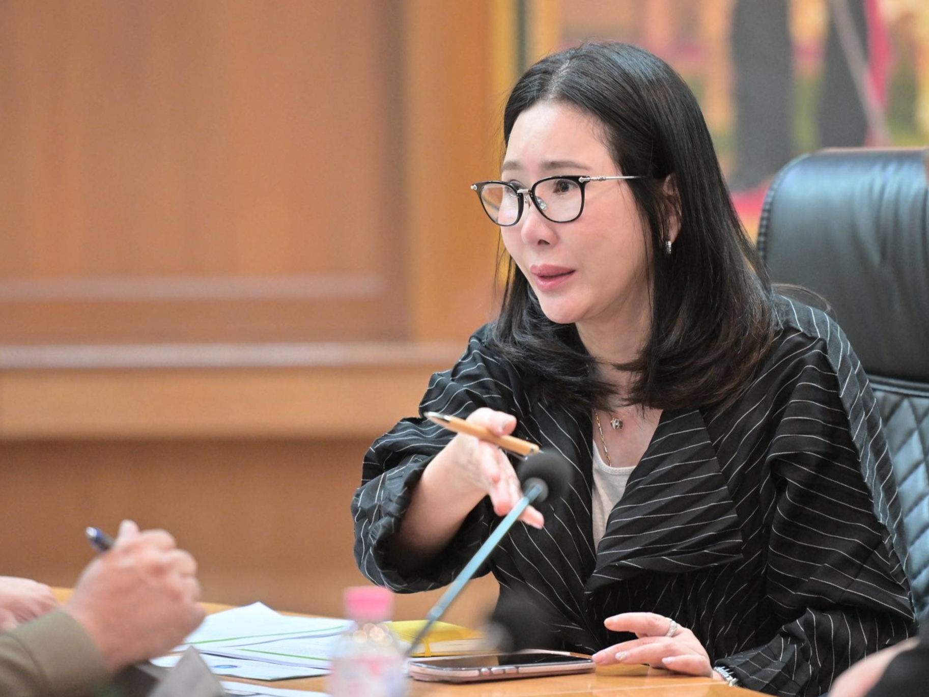 ปลัดกระทรวงท่องเที่ยว-สั่งทุกส่วนเข้มติดตามสถานการณ์ตะวันออกกลาง-พร้อมผนึกกำลังดูแลนักท่องเที่ยว-และปรับแผนการท่องเที่ยว