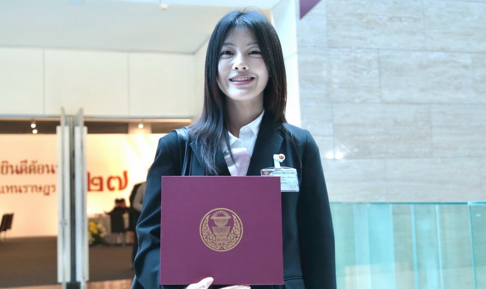 หลาน-‘เนวิน’-สส.อายุน้อยที่สุด-เผยติวเข้มหนักก่อนเข้าสภาฯ-ยันทำหน้าที่เต็มที่