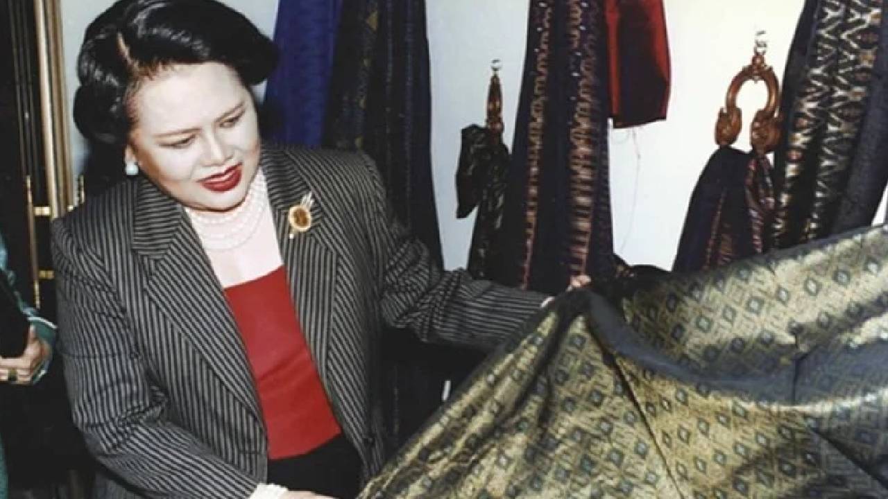 สืบสาน“มรดกแม่แห่งแผ่นดิน”สู่เศรษฐกิจชุมชนสร้างเครือข่ายนวัตกรรมขับเคลื่อน“ศิลปาชีพ”-|-เดลินิวส์