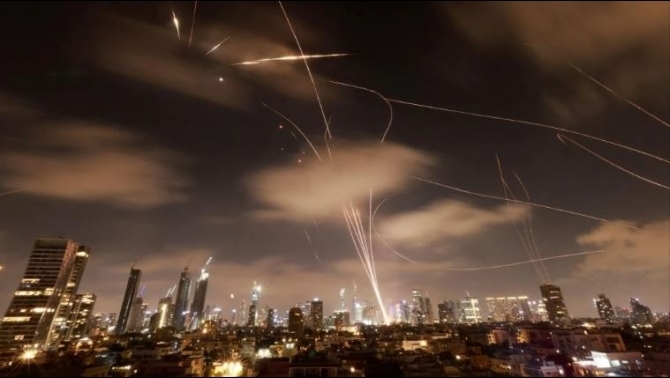 วิกฤตตะวันออกกลางส่งผลหุ้นไทยร่วงต่อ-ทองปรับฐาน