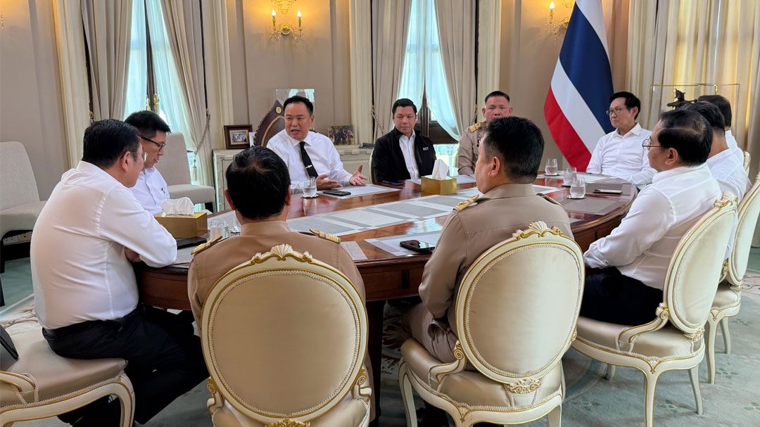 นายกฯเรียกถกทีมเศรษฐกิจ-รับมือน้ำมันแพง-เล็งชงครม.จ่อขยับดีเซล