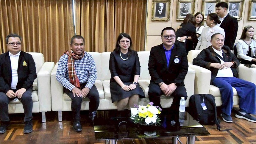 “สมาคมสื่อมวลชนเกษตร”-มอบทุน-บุตร-–-ธิดา-ต่อยอดการศึกษามุ่งสู่ความสำเร็จ