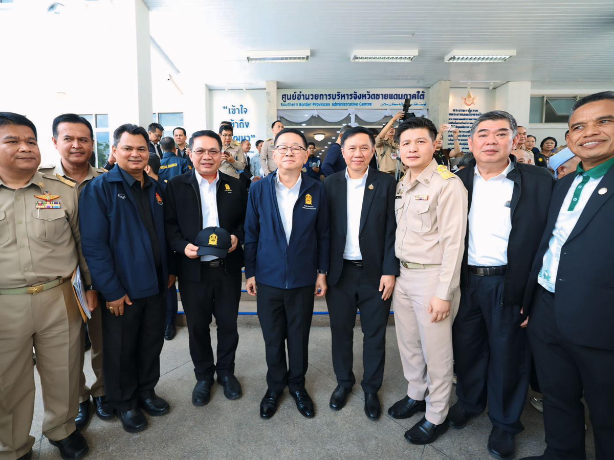 ‘รมว.ประเสริฐ’-ร่วมคณะนายกฯ-ตรวจราชการ-3-จังหวัดชายแดนใต้-พร้อมสร้างความเข้าใจ-ยกระดับการศึกษาในพื้นที่