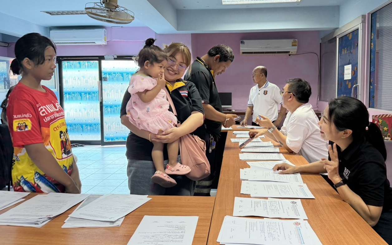 เติมอนาคตลูกหลานนักข่าว!-สมาคมผู้สื่อข่าวอาชญากรรมฯ-มอบ-98-ทุนการศึกษา-ปี-69