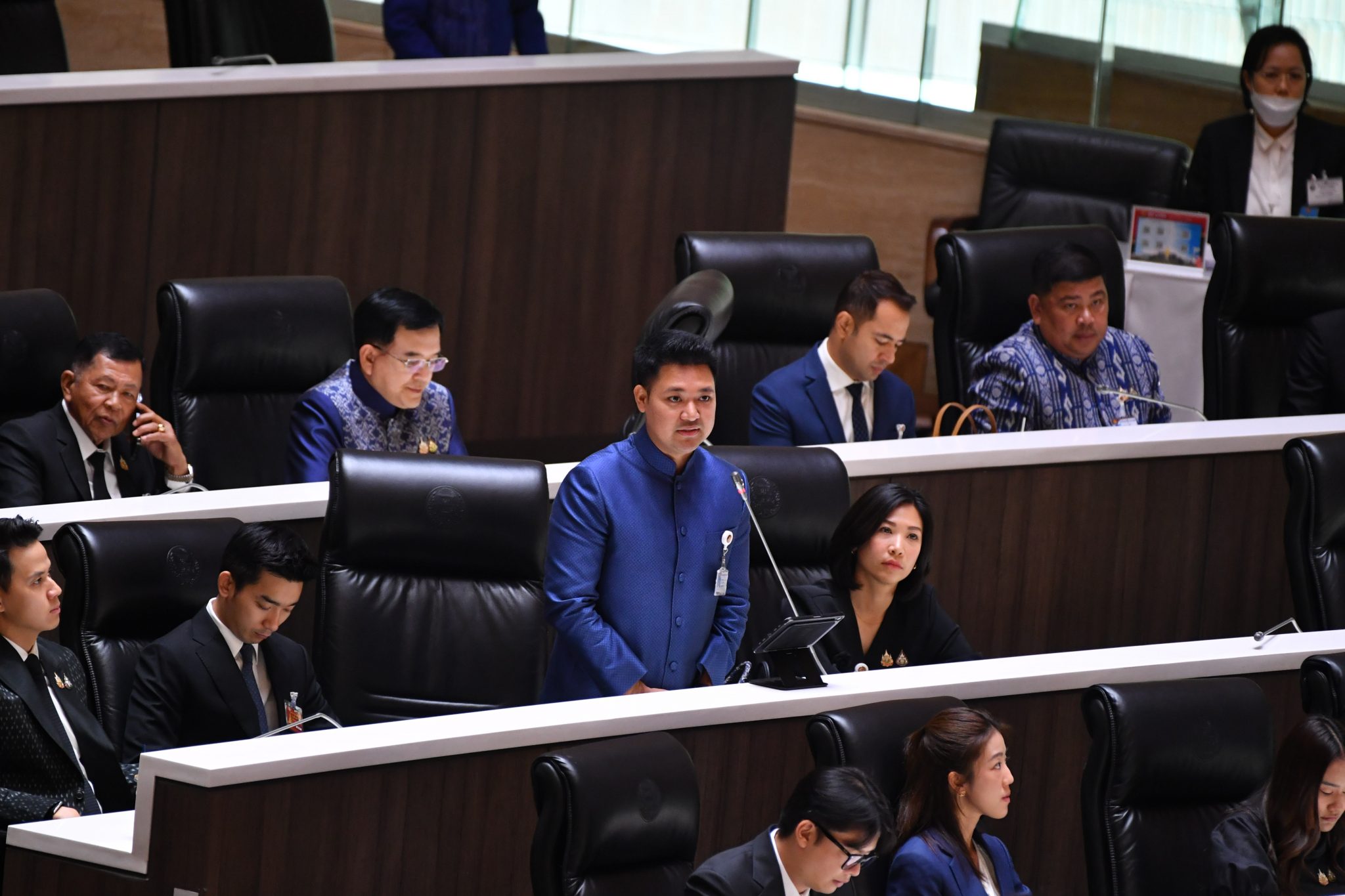 เสนอญัตติรับมือวิกฤตโลกรวน-ชู-“เศรษฐกิจสีเขียว”-เป็นทางรอดประเทศ-–-พรรคภูมิใจไทย-:-พูดแล้วทำ