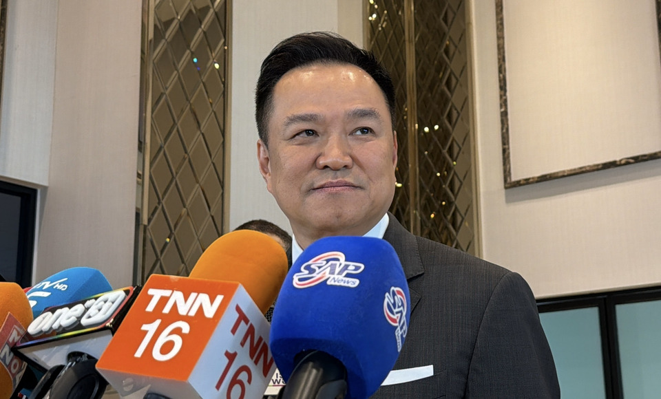 “อนุทิน”-สวนฝ่ายค้านอย่าตีตนก่อนไข้ดักทางแลนด์บริดจ์-ย้ำ-ไทยต้องเป็นศูนย์กลาง-ขับเคลื่อนเศรษฐกิจ