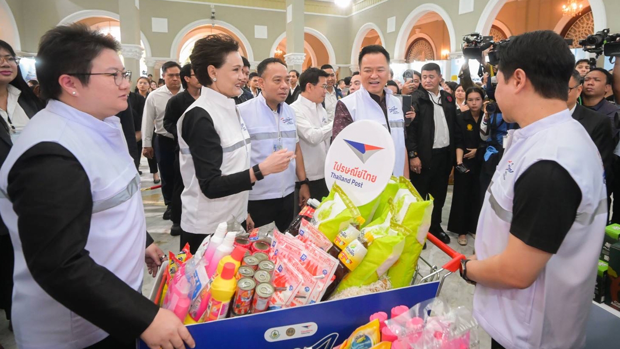 ดีอี-ปณท-ร่วมขับเคลื่อน-“ไทยช่วยไทย”-กระจายสินค้าราคาถูกผ่าน-“รถพุ่มพวง”-เริ่ม-15-พค.นี้