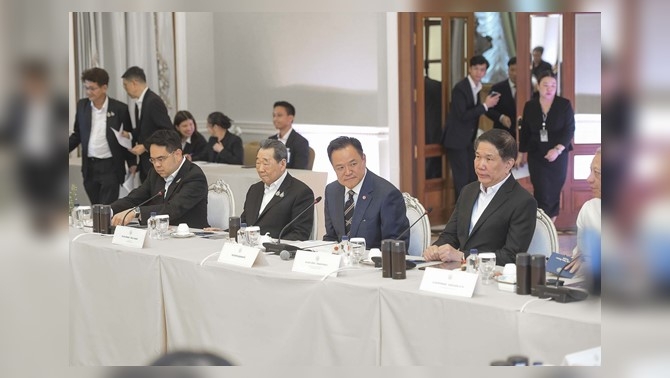 นายกฯเป็นเจ้าภาพ-ประชุมร่วม-10-ผู้นำธุรกิจของประเทศ-ยืนยันร่วมเดินหน้าพัฒนาประเทศ
