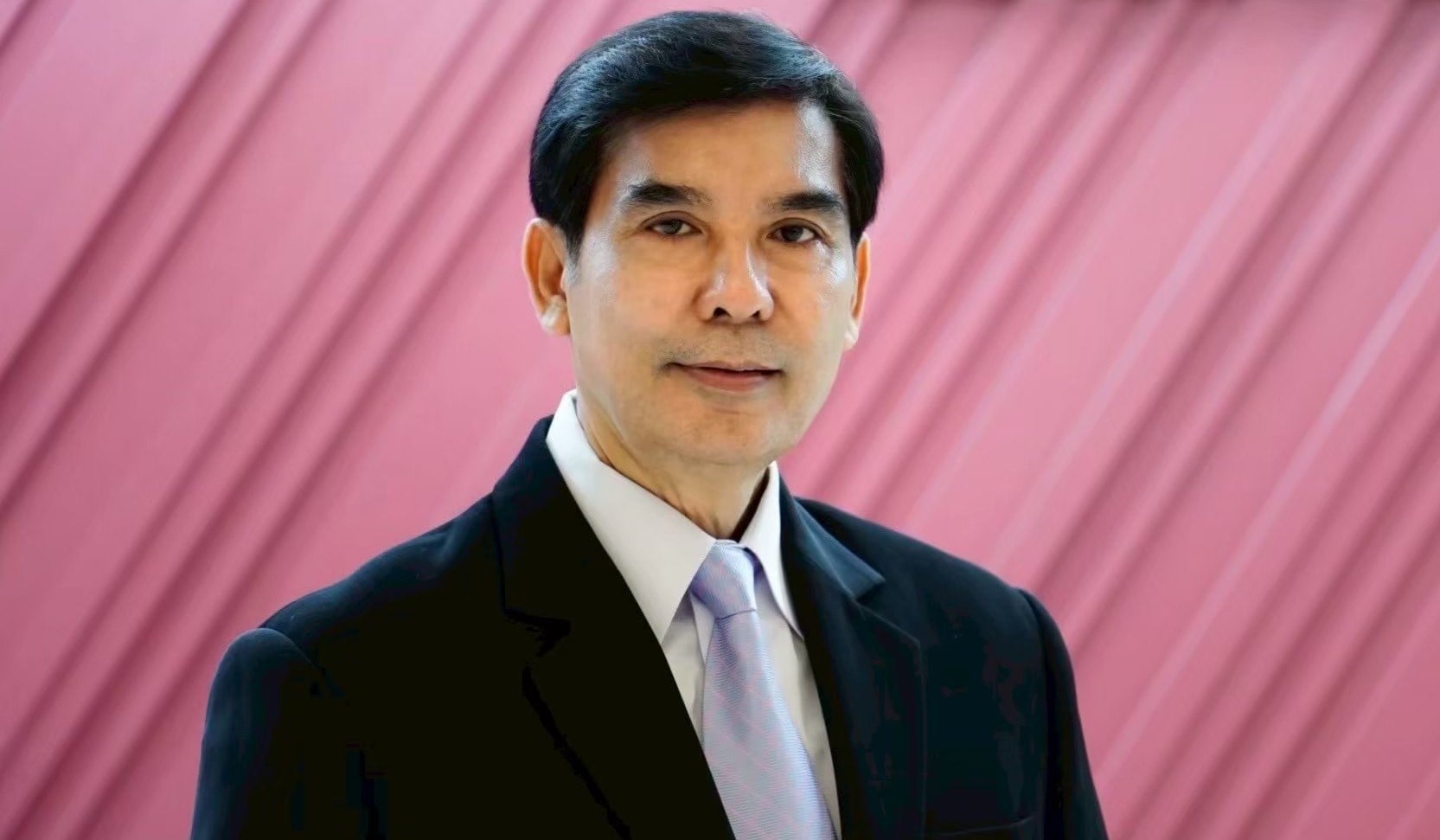 ‘พร้อมพงศ์’-ชี้คนแห่ลงทะเบียนไทยช่วยไทยพลัส-ฟ้องชัดปัญหาปากท้องยังหนัก