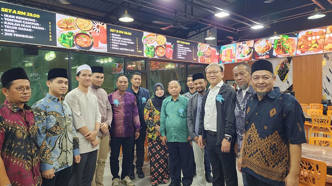 ธรรมนัส-ส่งกำลังใจผู้ประกอบการร้านอาหารไทยในมาเลเซีย-ช่วยขับเคลื่อนเศรษฐกิจ-สร้างงาน