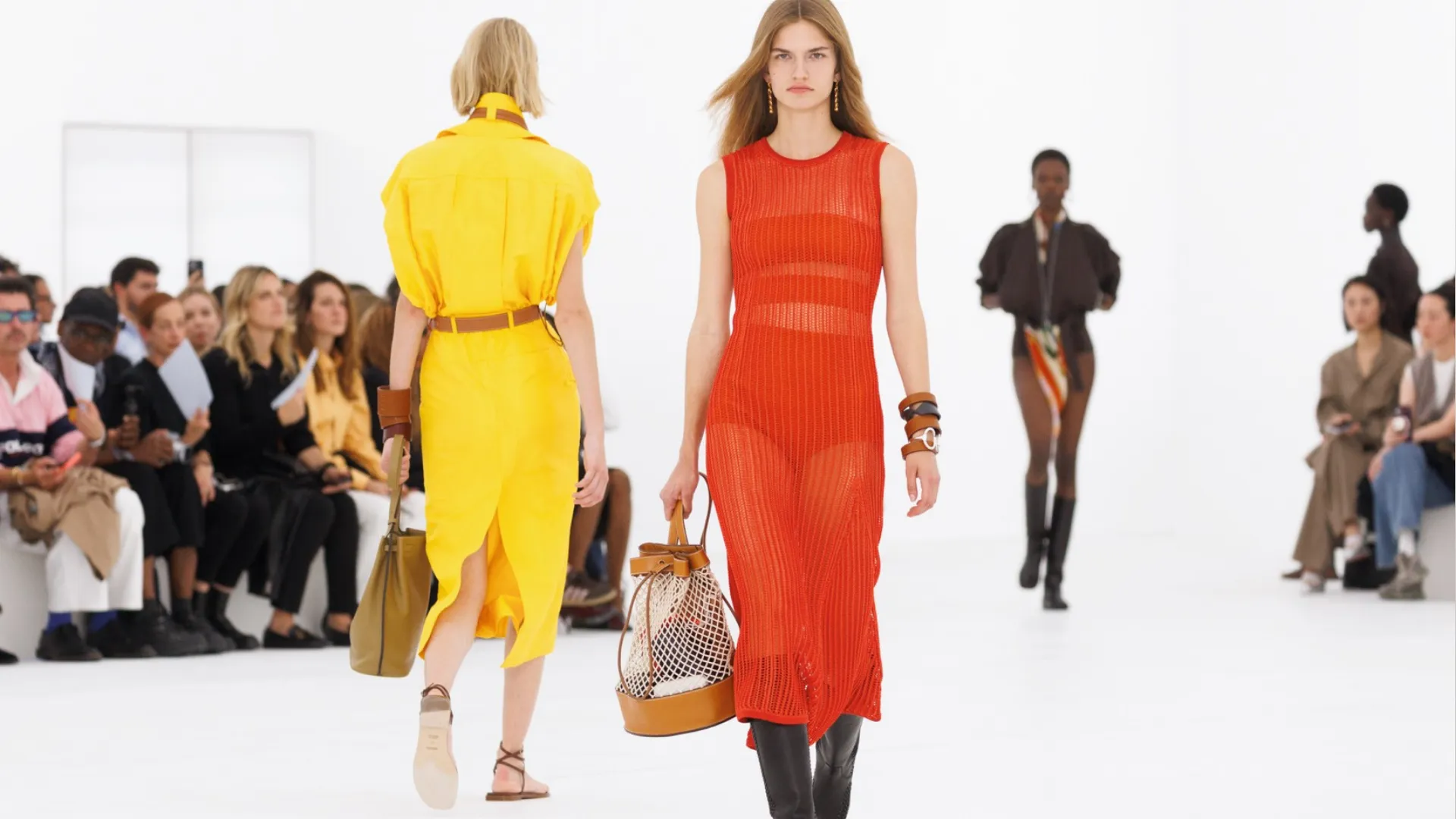 hermes-กวาดรายได้ไตรมาสที่-3-ปี-2026-ทะลุ-4.6-แสนล้านบาท-ฝ่าม่านมรสุมเศรษฐกิจโลก
